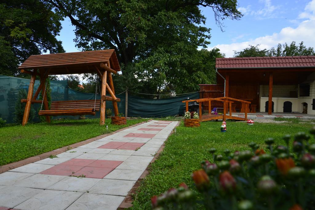 Pensiunea Class Sălişte Extérieur photo